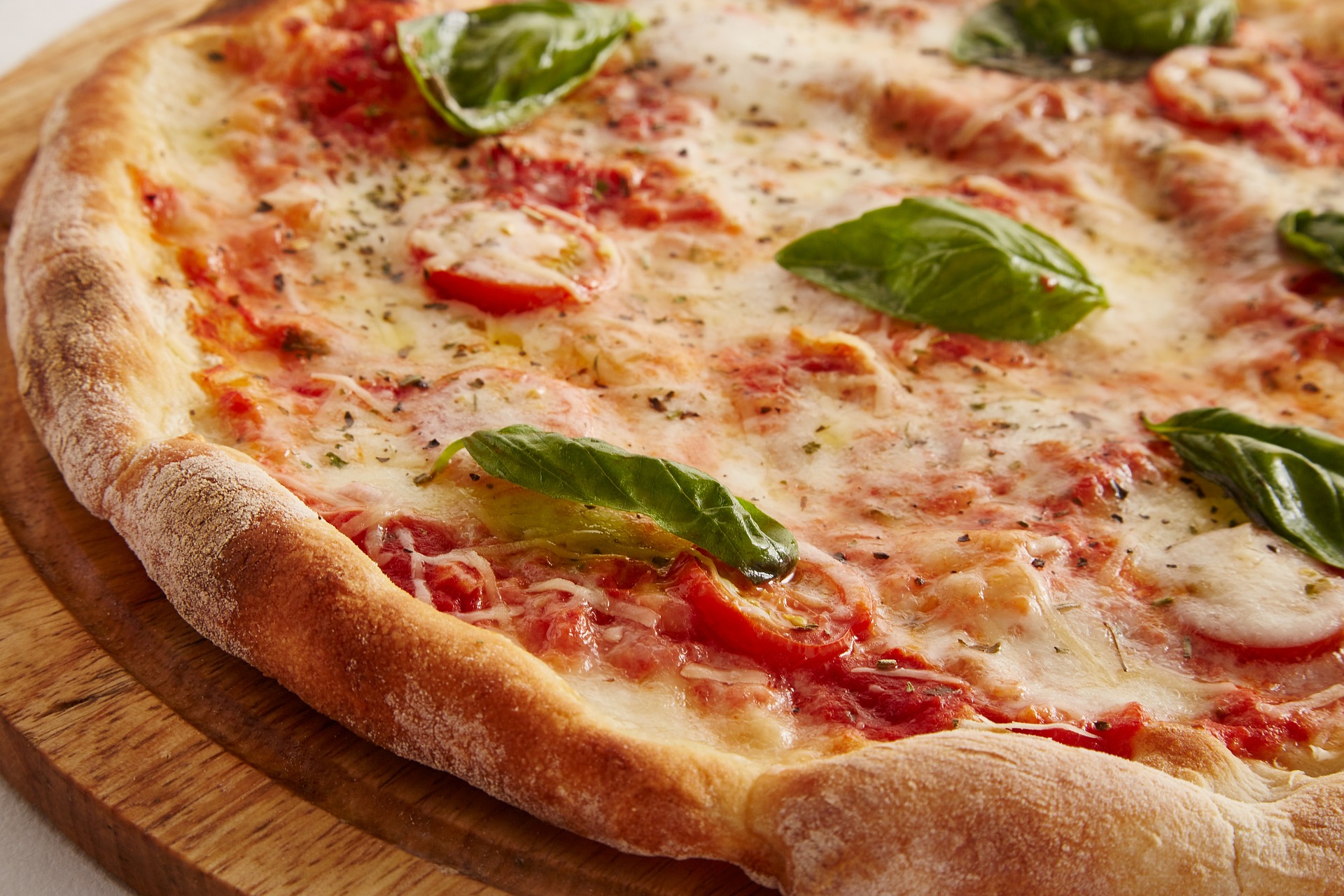 A pizza close-up